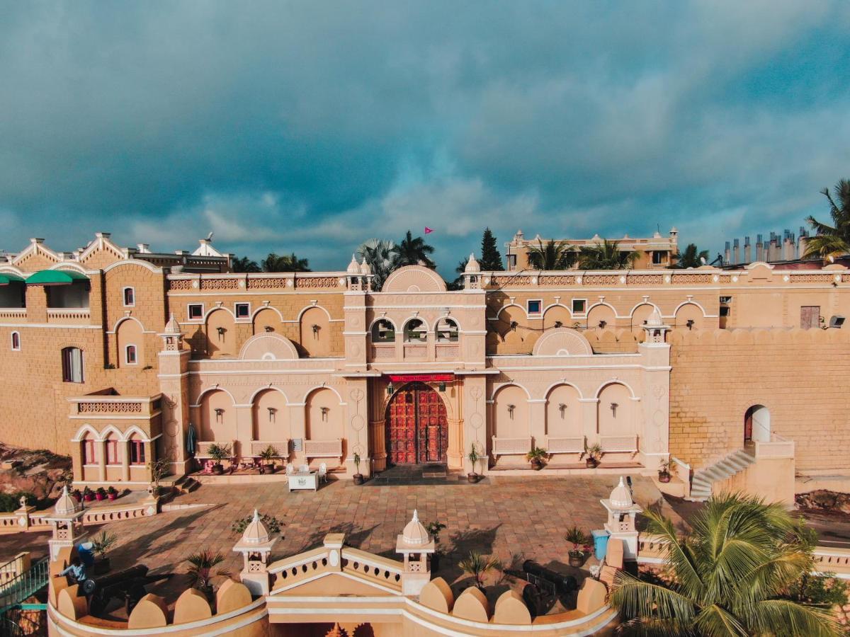 Heritage Khirasara Palace Rádzskot Kültér fotó