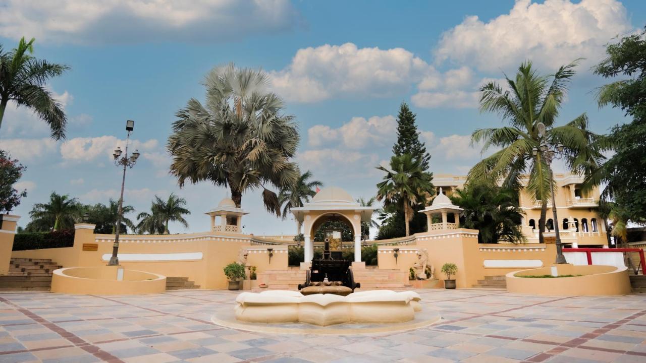 Heritage Khirasara Palace Rádzskot Kültér fotó