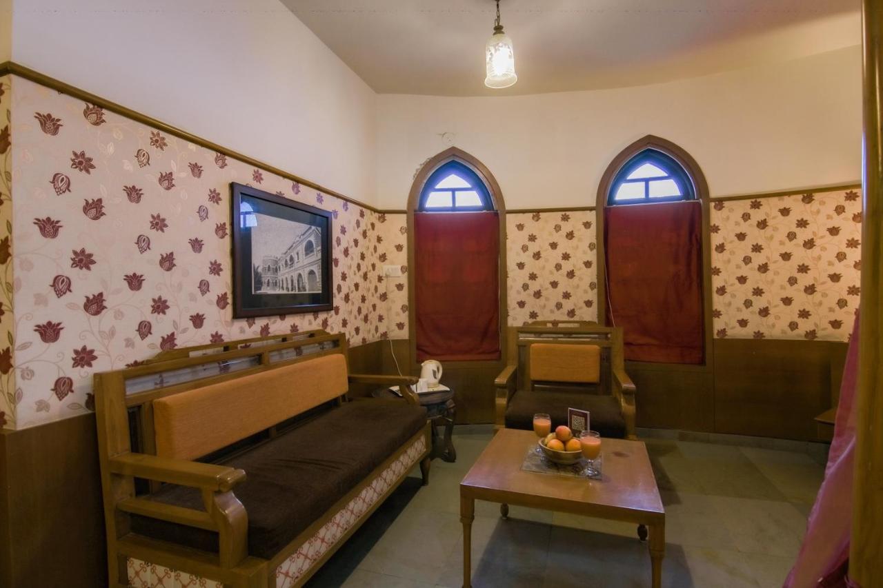 Heritage Khirasara Palace Rádzskot Kültér fotó