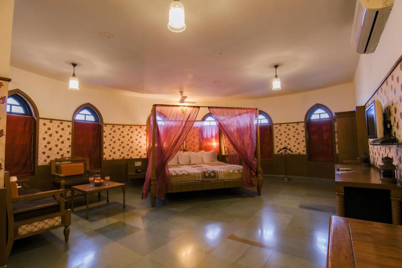 Heritage Khirasara Palace Rádzskot Kültér fotó