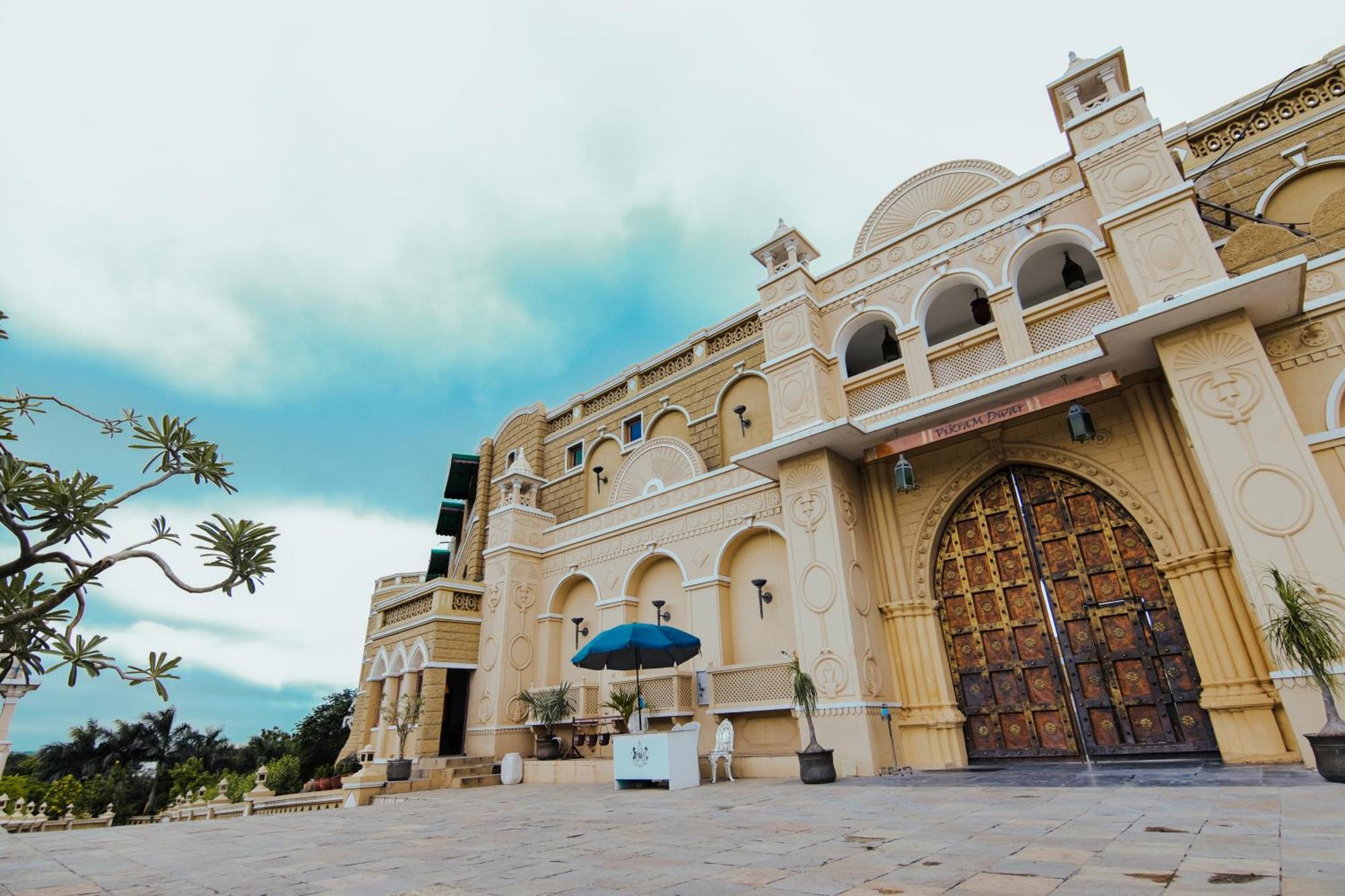 Heritage Khirasara Palace Rádzskot Kültér fotó
