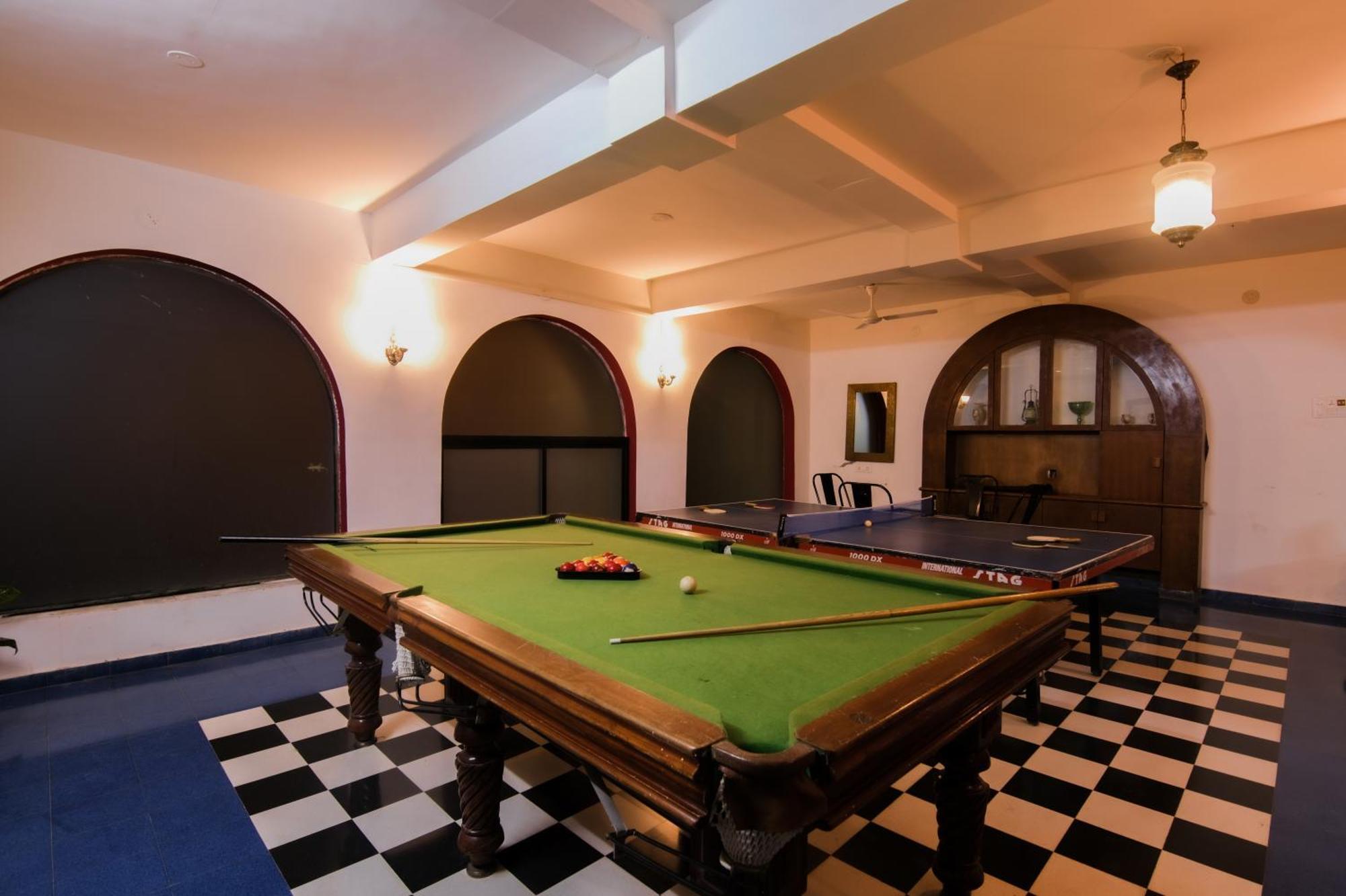 Heritage Khirasara Palace Rádzskot Kültér fotó